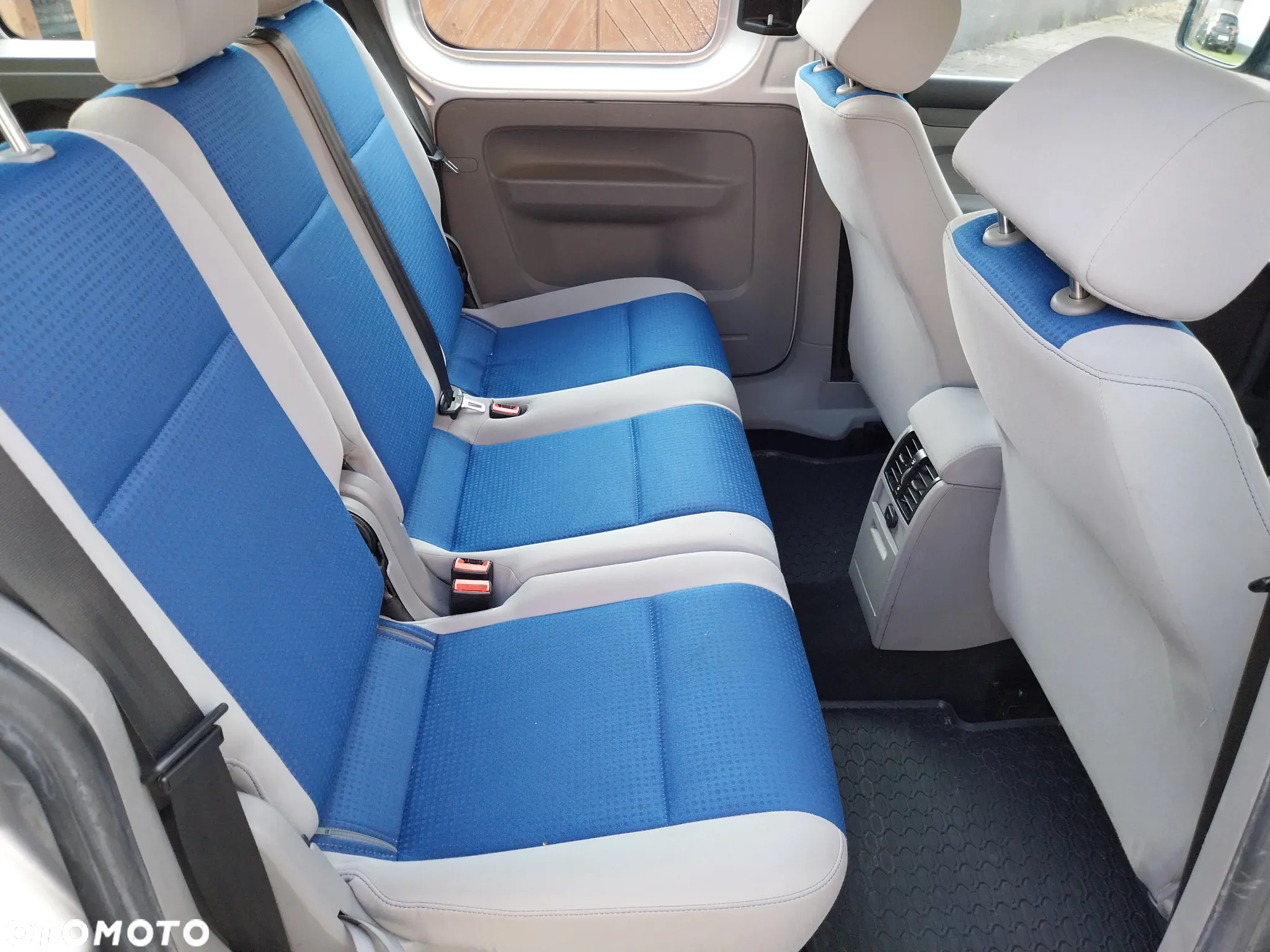 Volkswagen Caddy 1.6 Life (7-Si.) - 16