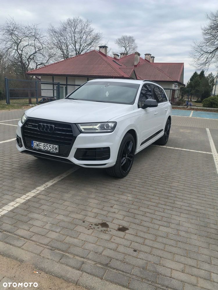 Audi Q7 - 10