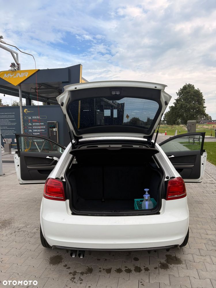 Audi A3 3-drzwiowe 1.4 TFSI Ambition - 9