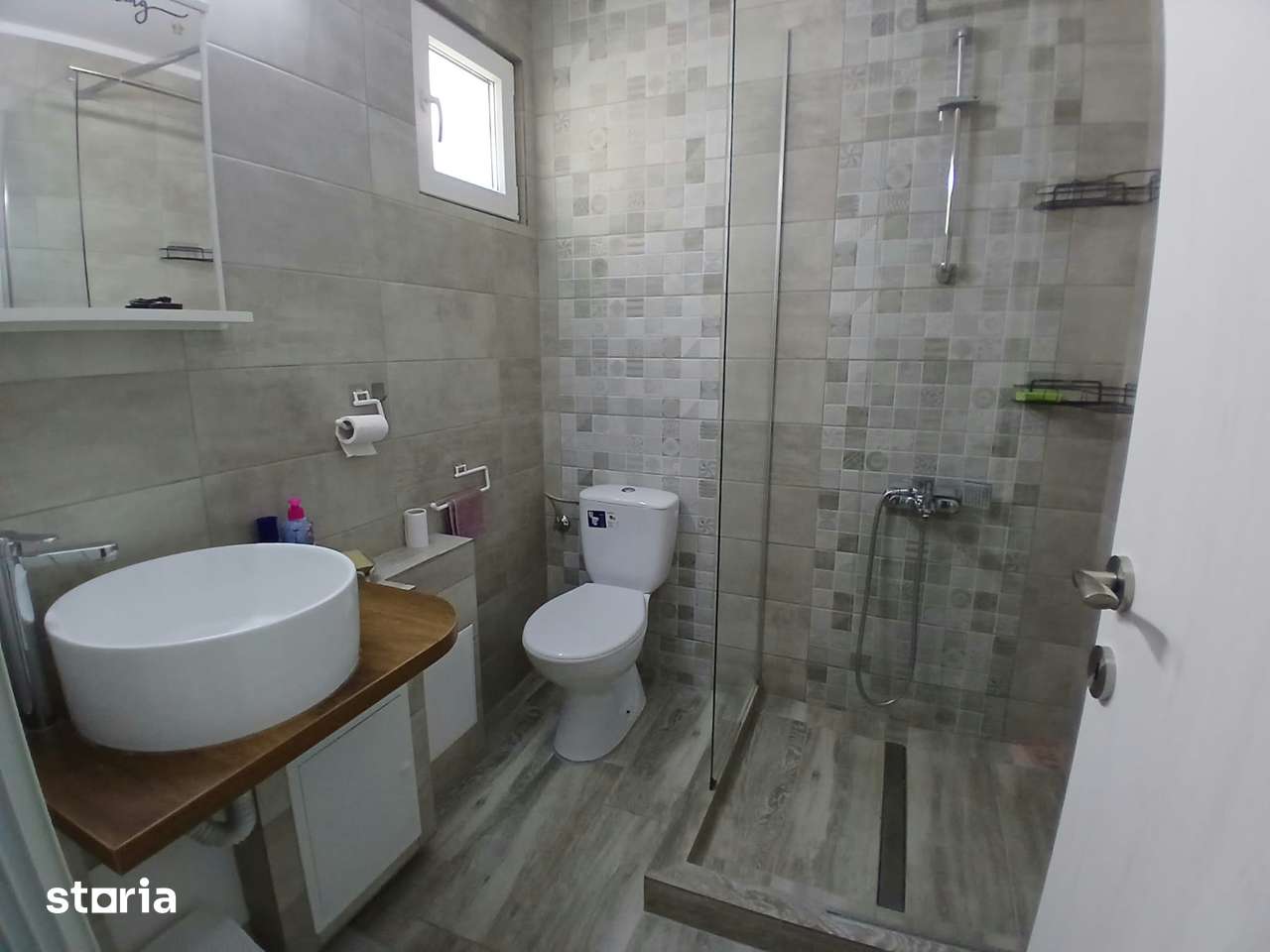 Apartament renovat, Berceni,Giurgiului nr 122, centrala proprie — fotografia 3