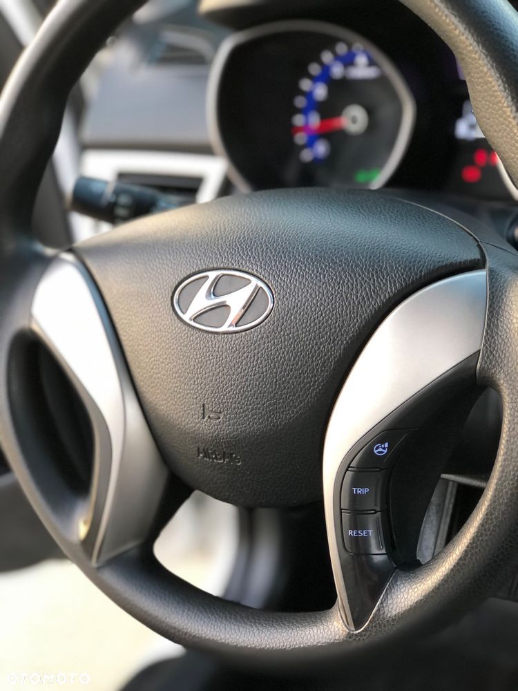 Hyundai i30 1.4 Passion - 28
