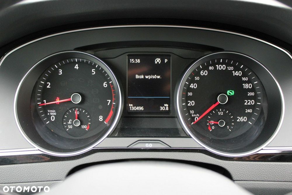 Volkswagen Passat 1.5 TSI EVO Business DSG - 13