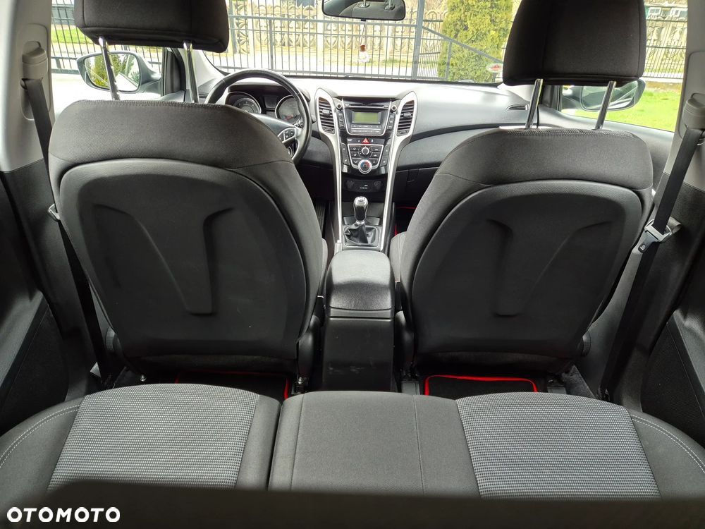 Hyundai i30 blue 1.6 CRDi Classic - 26