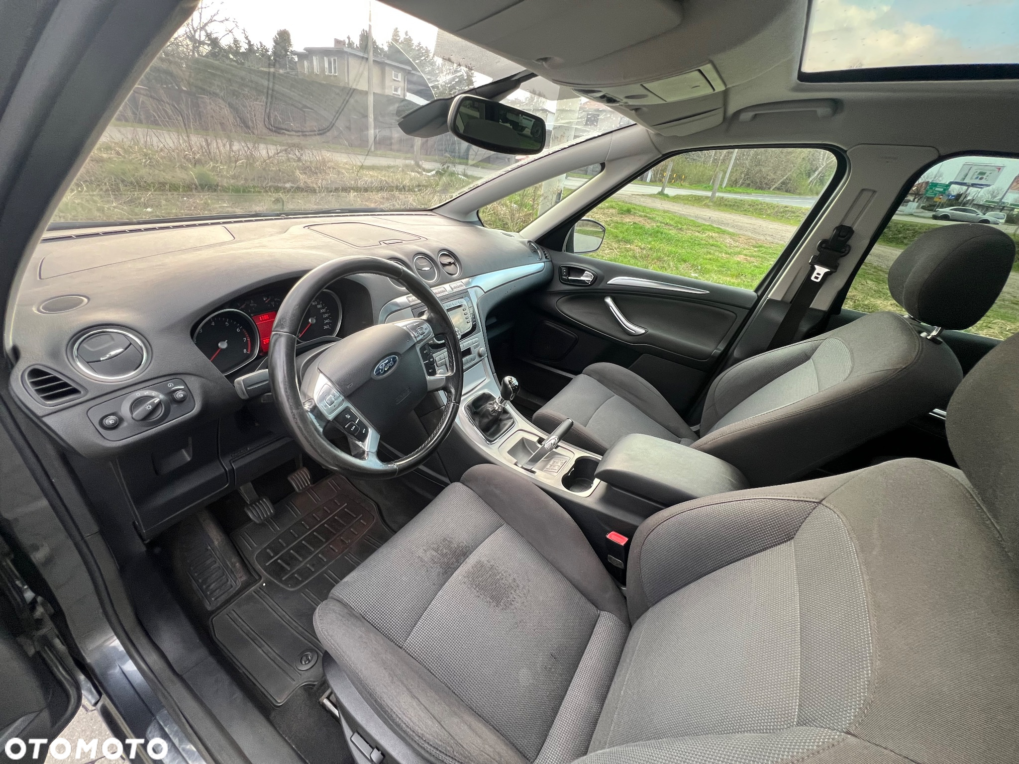 Ford S-Max - 10