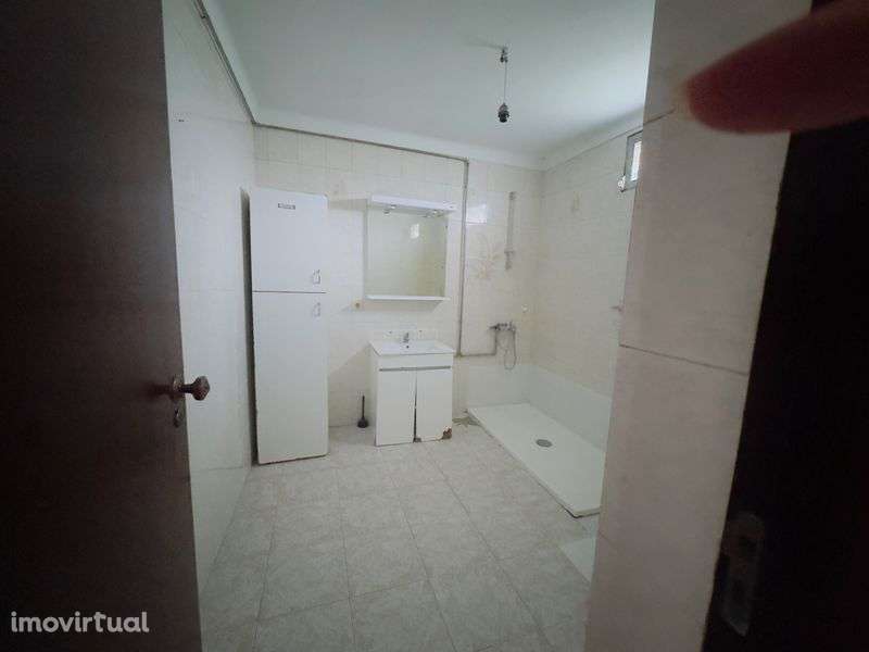 Casa para arrendamento - Grande imagem: 2/8