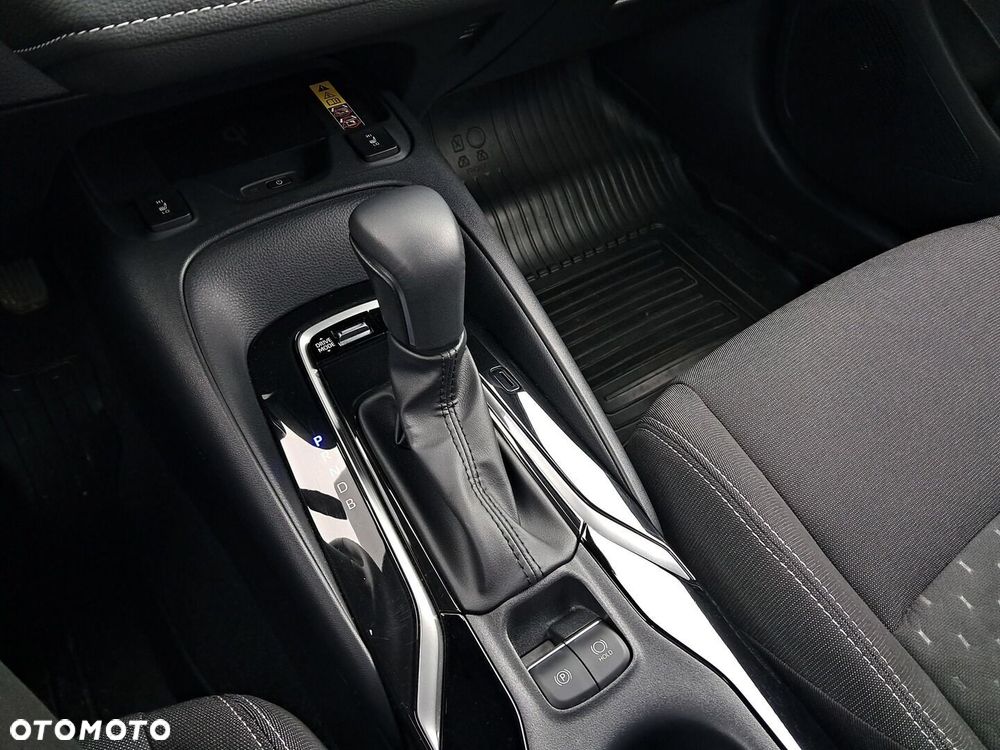 Toyota Corolla 1.8 Hybrid Comfort - 25
