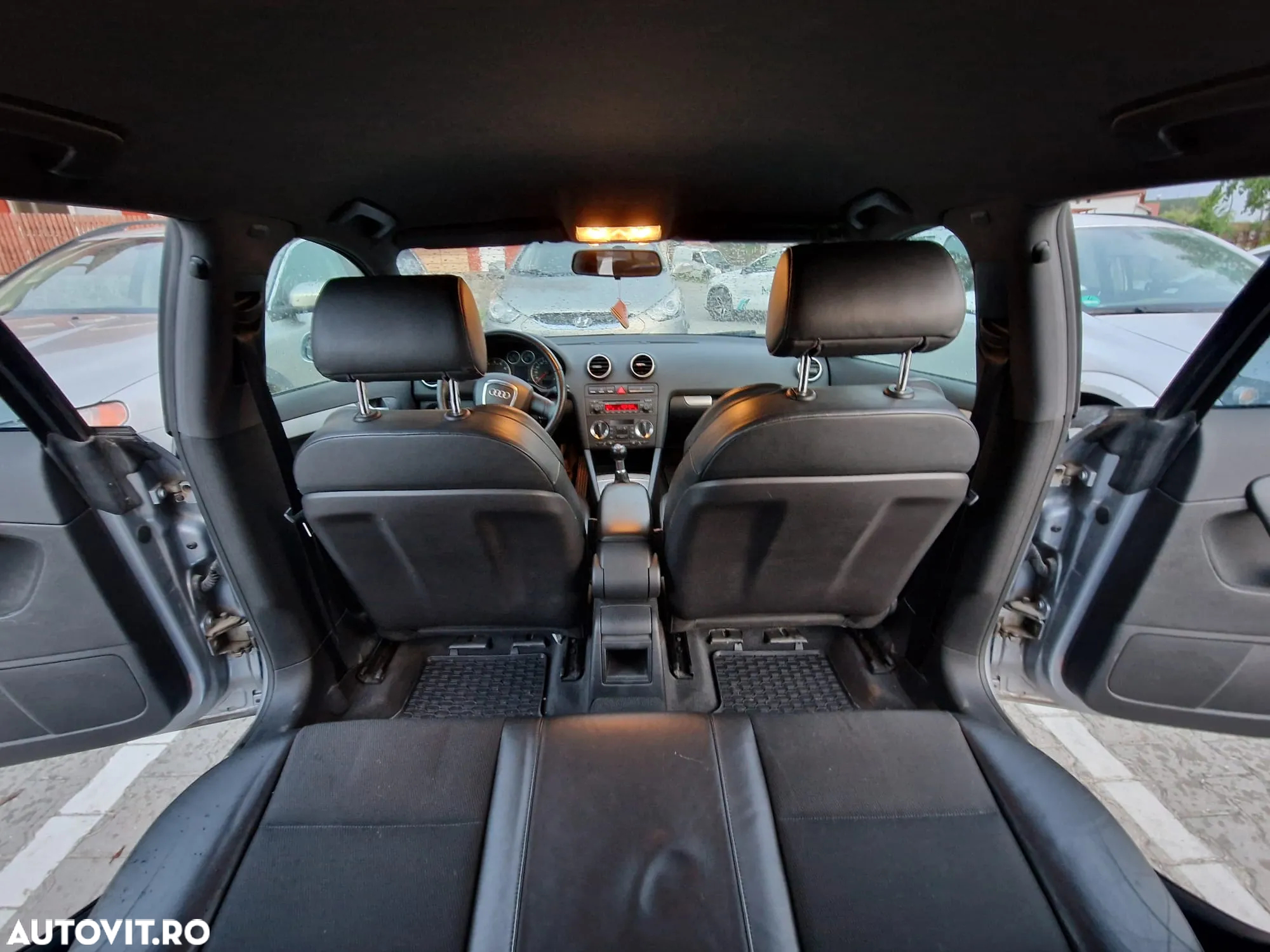 Audi A3 1.6 FSI Sportback S line Sportpaket plus - 14
