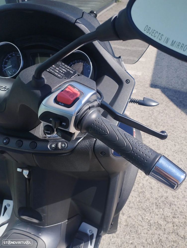 Piaggio MP3 400 hpe Sport - Carta B - 7