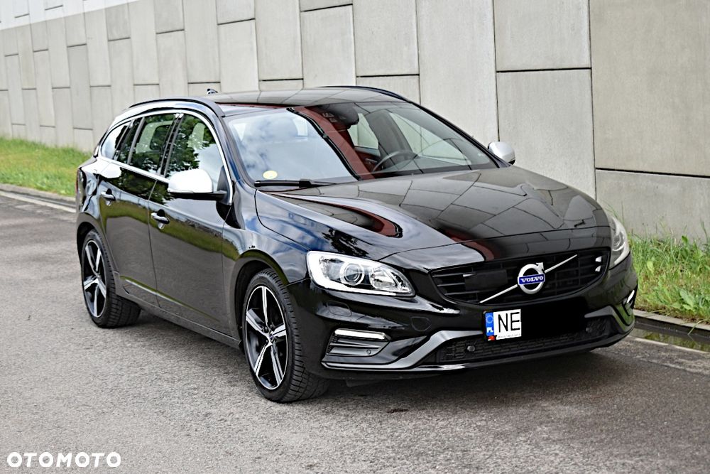 Volvo V60 D4 Geartronic R-Design - 11