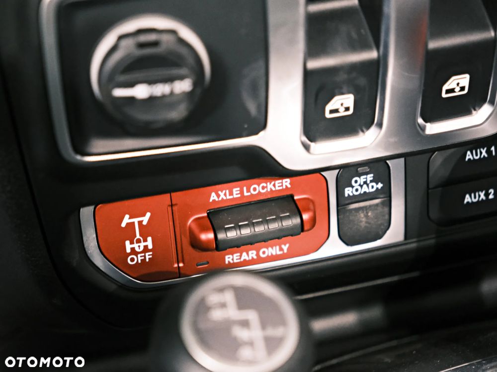 Jeep Wrangler - 31