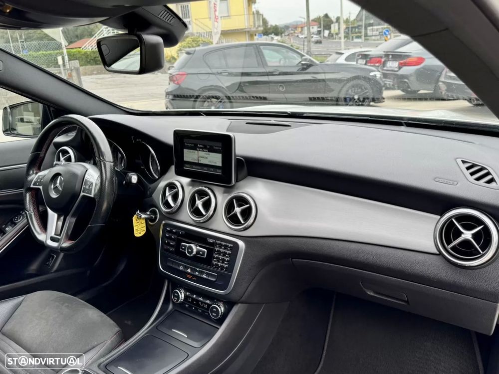 Mercedes-Benz GLA 220 CDI 7G-DCT AMG Line - 15