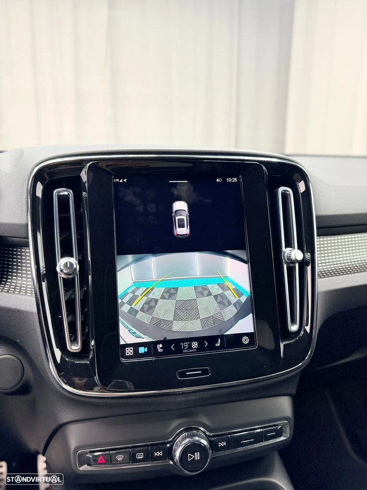 Volvo XC 40 P8 AWD Recharge RDesign - 23