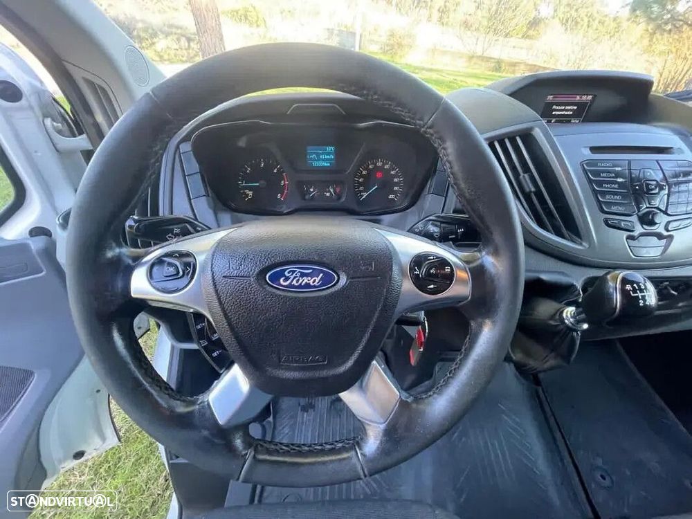 Ford Transit - 28