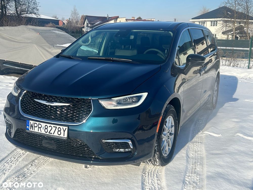 Chrysler Pacifica - 4