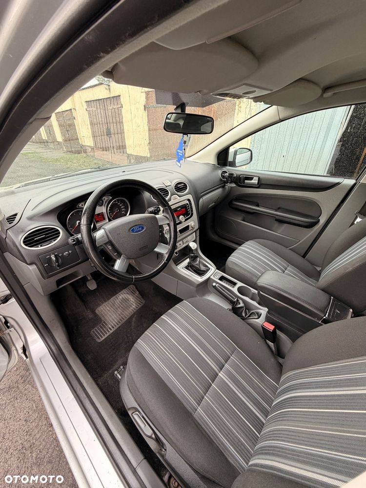 Ford Focus - 13