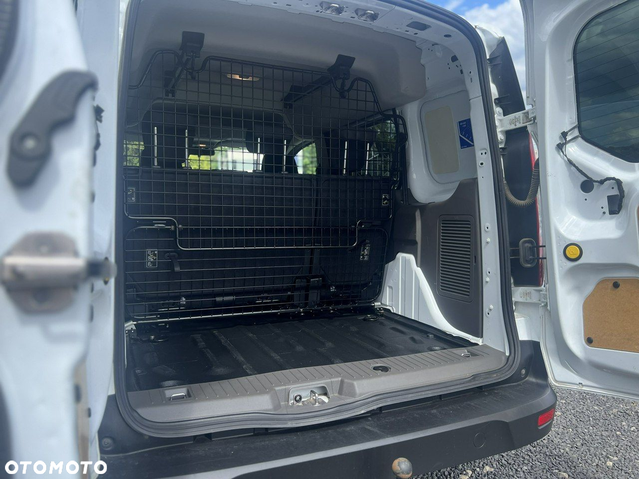 Ford Transit Connect Kombi 220 L1 Trend - 17