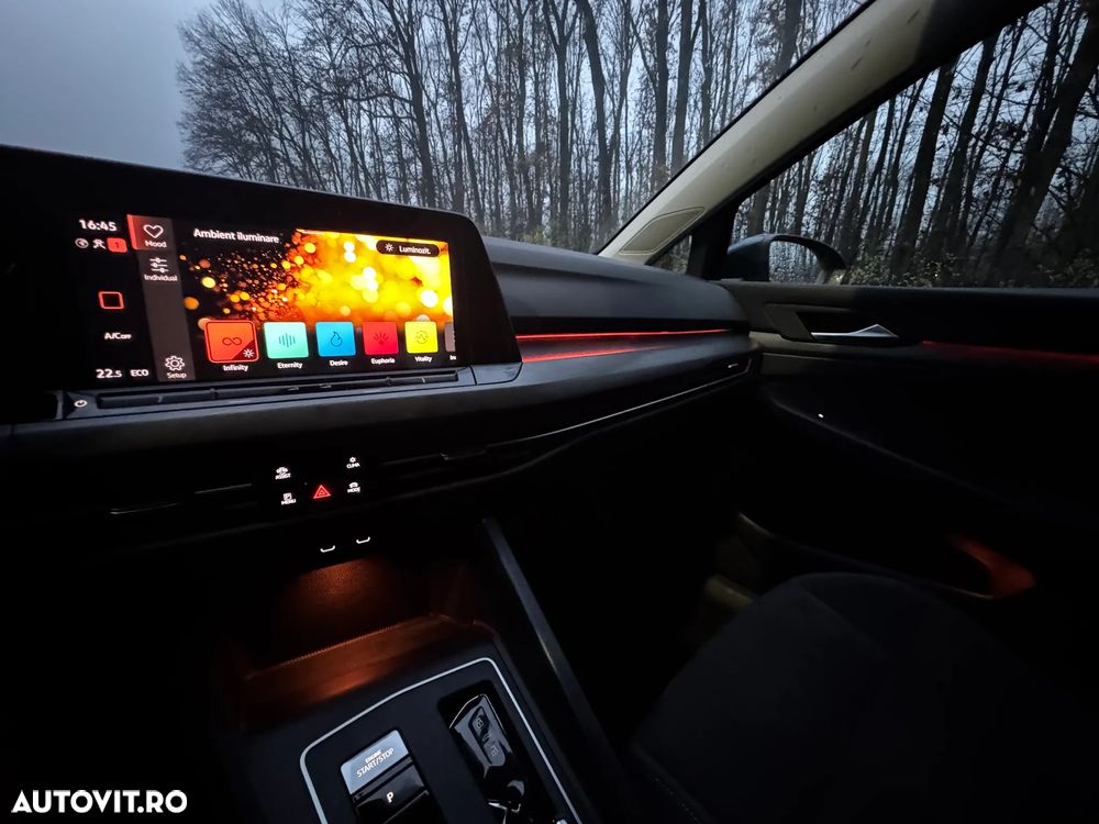 Volkswagen Golf 1.4 eHybrid Style - 29