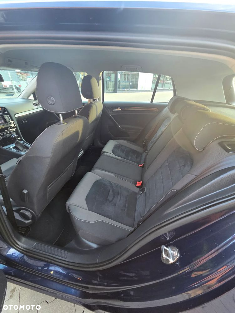 Volkswagen Golf VI 1.6 TDI Comfortline - 11