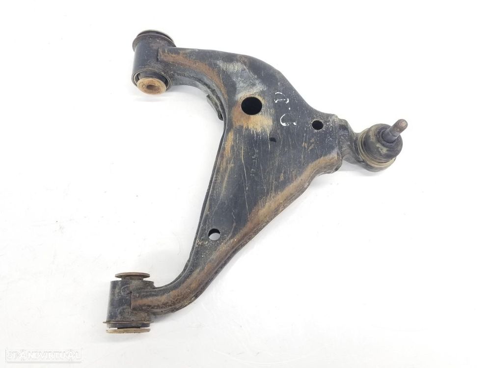 BRAÇO SUSPENSÃO INFERIOR FRENTE DIREITO TOYOTA HILUX KUN - 1