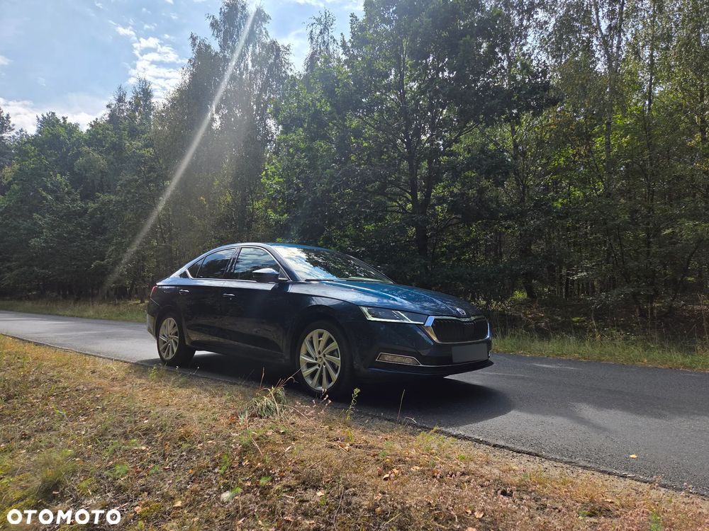 Skoda Octavia 2.0 TDI Style DSG - 2