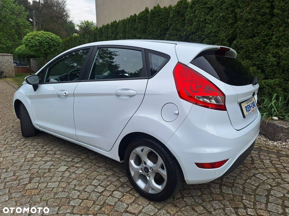 Ford Fiesta - 4