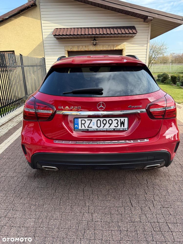 Mercedes-Benz GLA 220 4-Matic AMG Line - 4