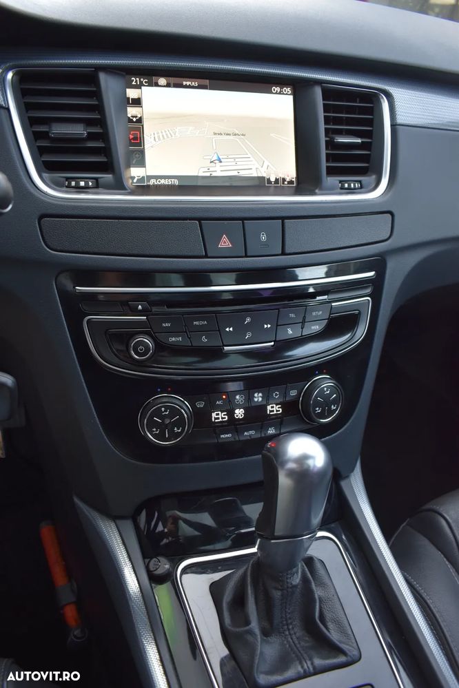 Peugeot 508 SW BlueHDi 120 EAT6 Stop&Start Business-Line - 15