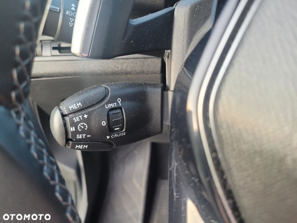 Peugeot 5008 e-HDI FAP 115 EGS6 Stop&Start Active - 8