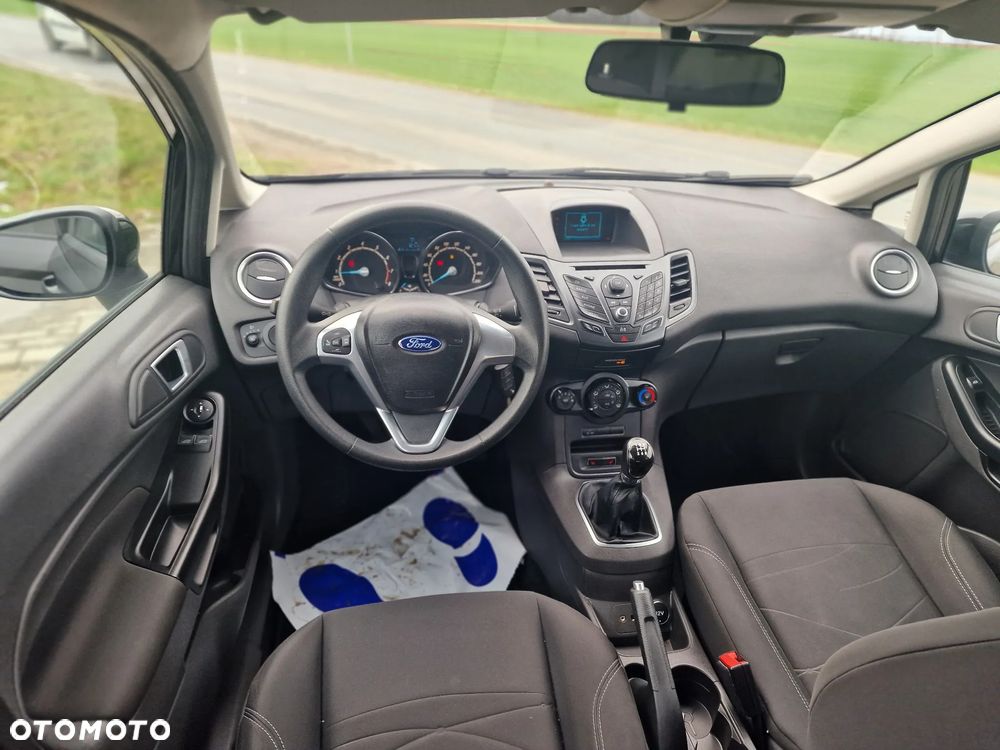Ford Fiesta 1.25 Celebration - 22