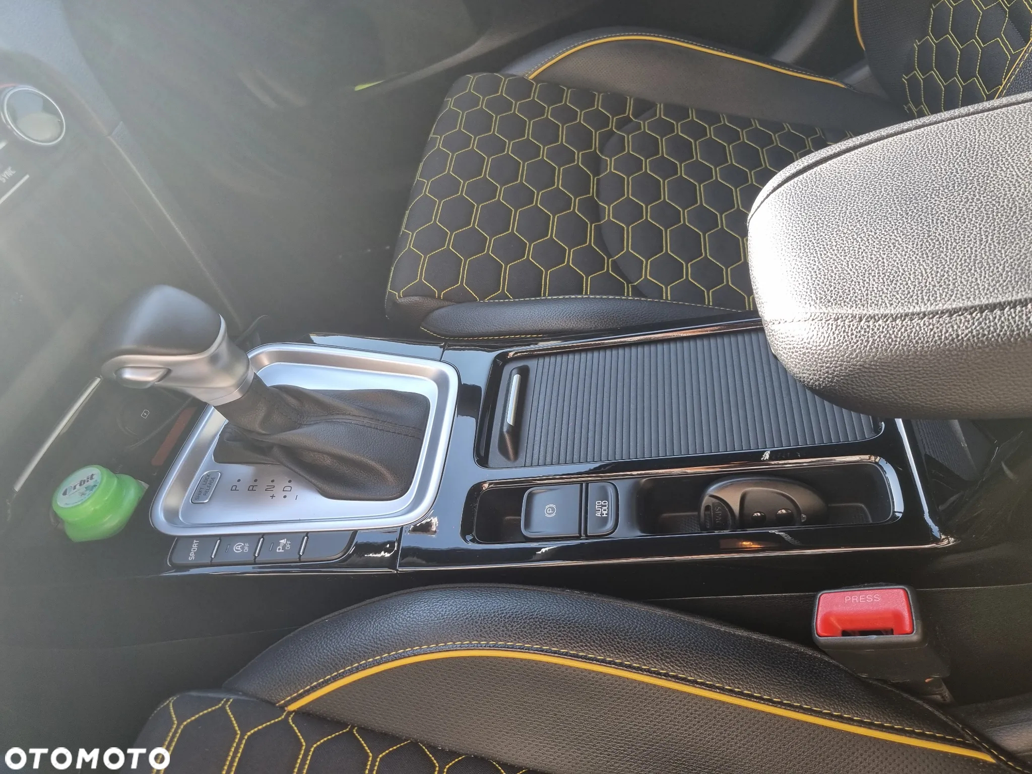Kia XCeed 1.4 T-GDI L DCT - 17