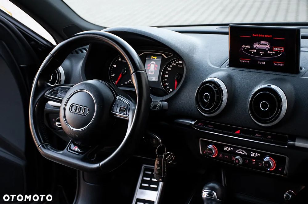 Audi A3 Sportback 1.8 TFSI S tronic S line Sportpaket - 18