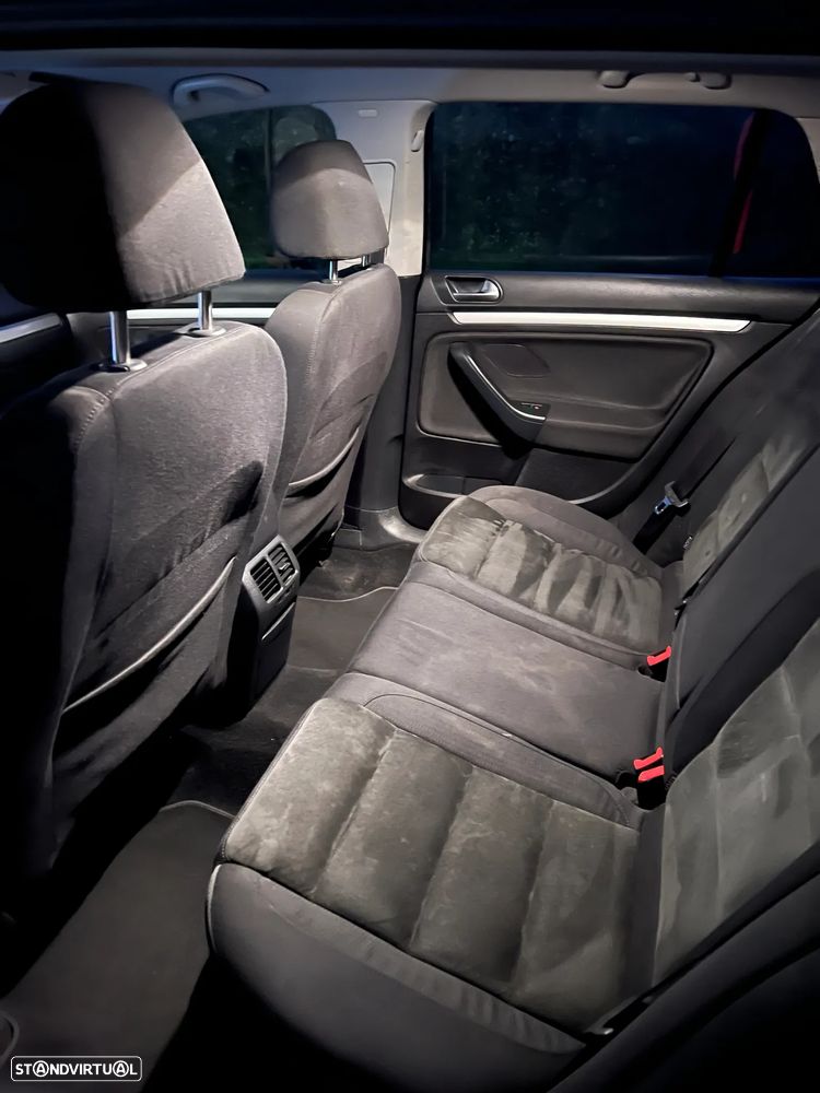 VW Golf Variant 2.0 TDi Highline - 6