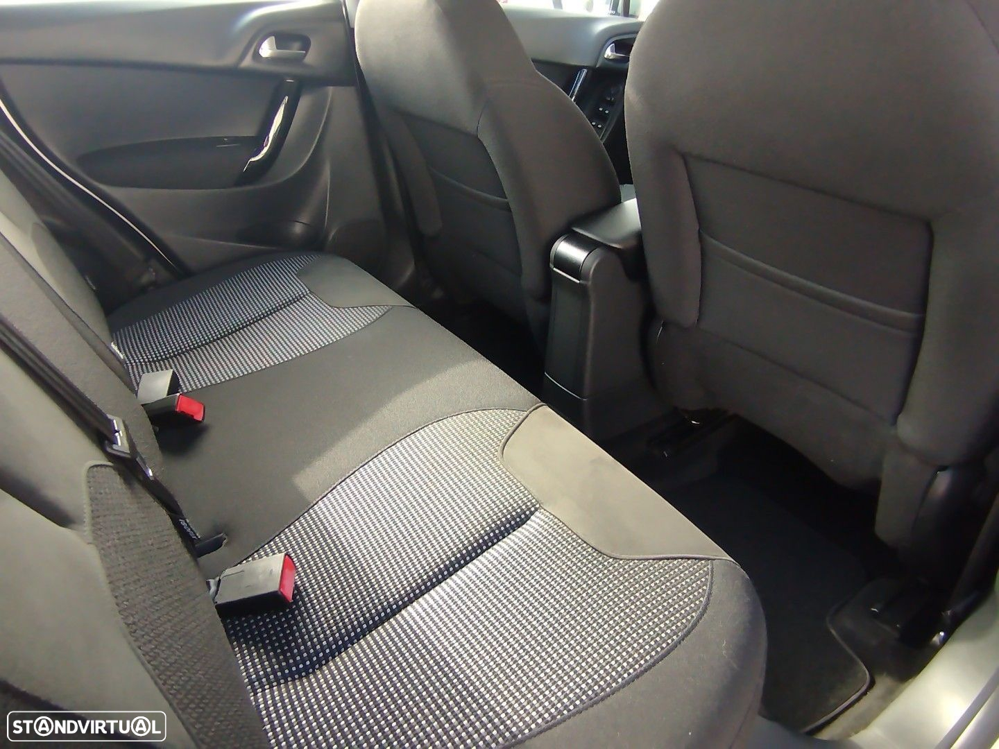 Citroën C3 1.2 VTi Exclusive - 20