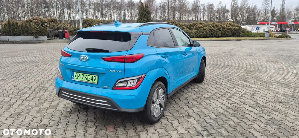 Hyundai Kona 64kWh Premium - 3