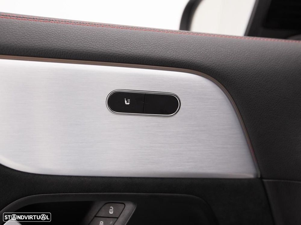 Mercedes-Benz GLA 250 e 8G-DCT AMG Line - 15