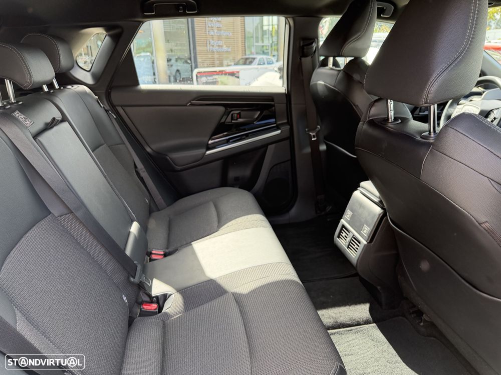 Toyota bZ4X 71,4 kWh Premium - 12