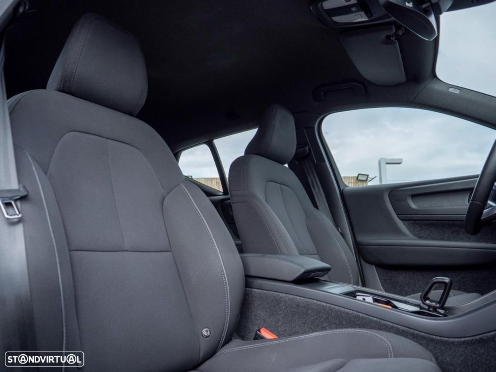 Volvo XC 40 Recharge Core - 21