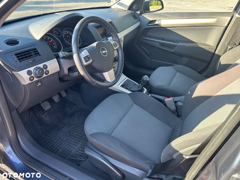 Opel Astra 1.4 - 5