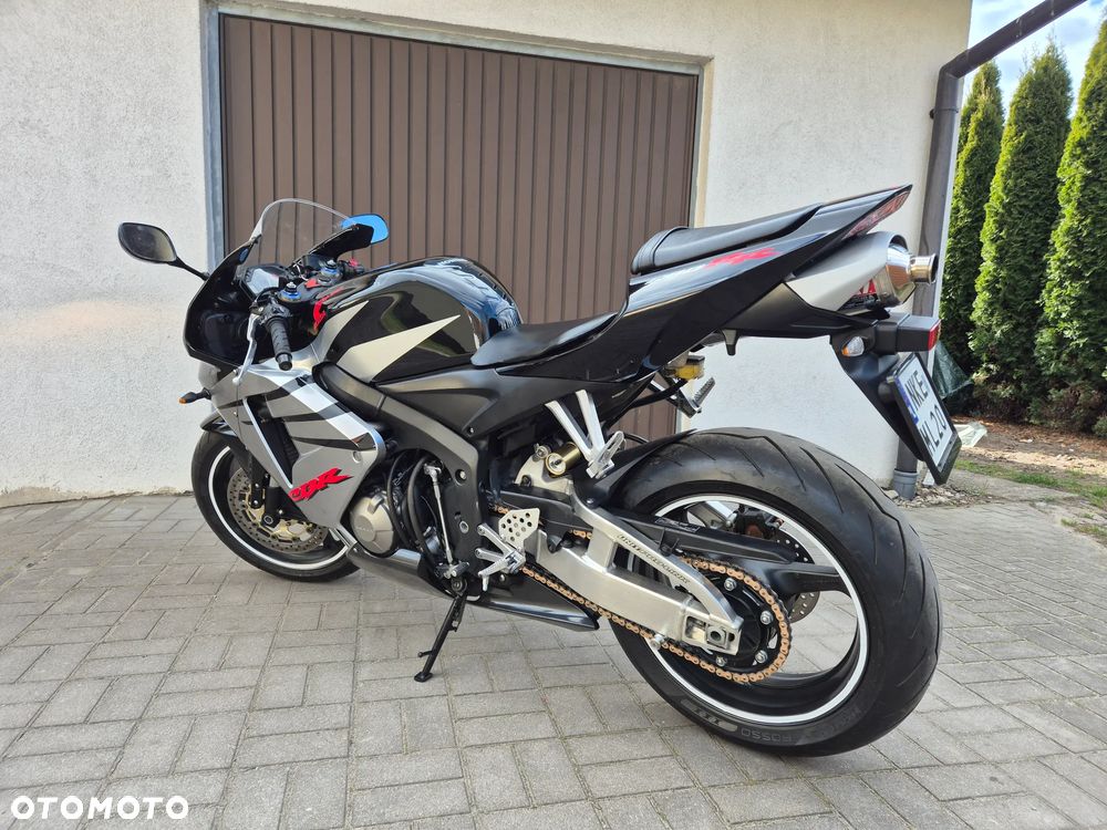 Honda CBR - 3