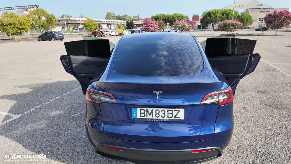 Tesla Model Y RWD - 4