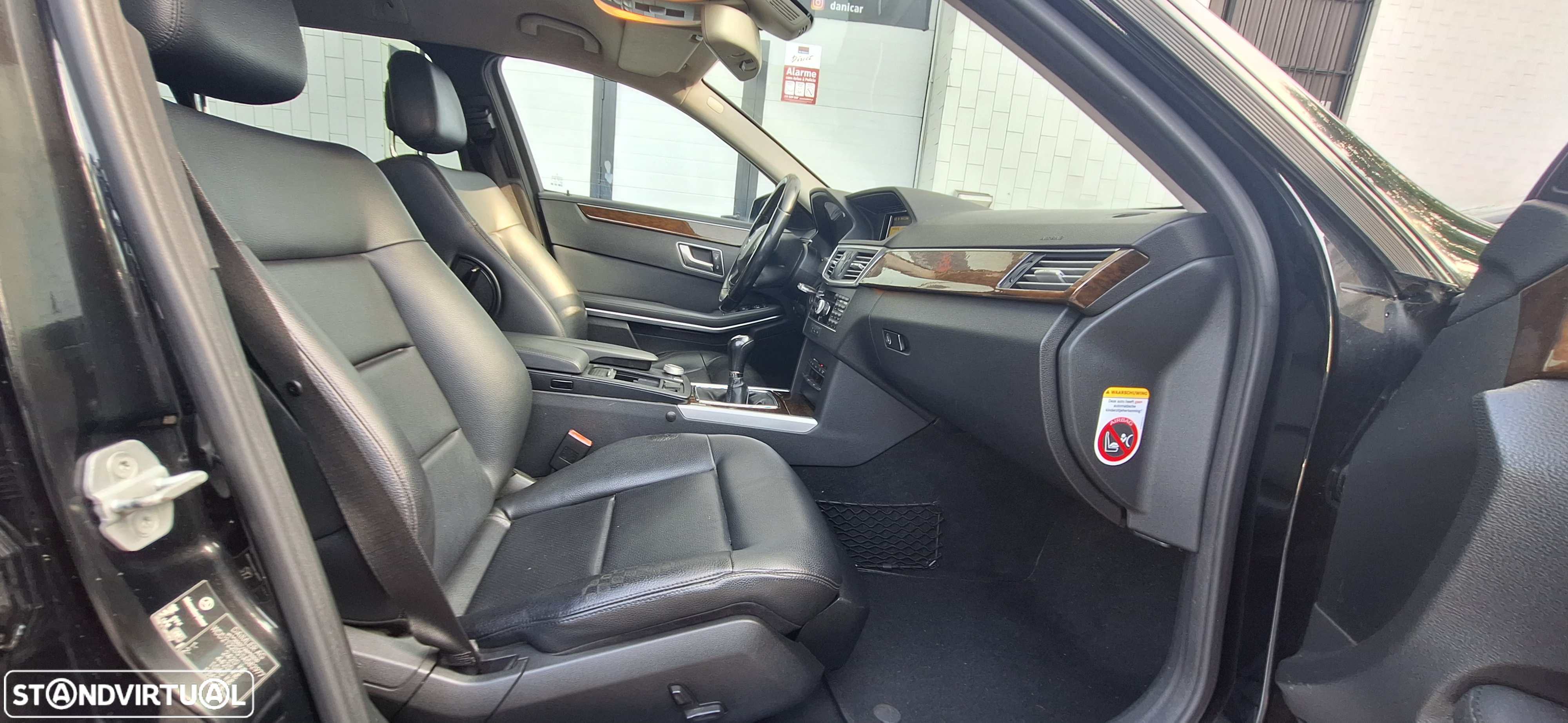 Mercedes-Benz E 200 BlueTEC Elegance - 13