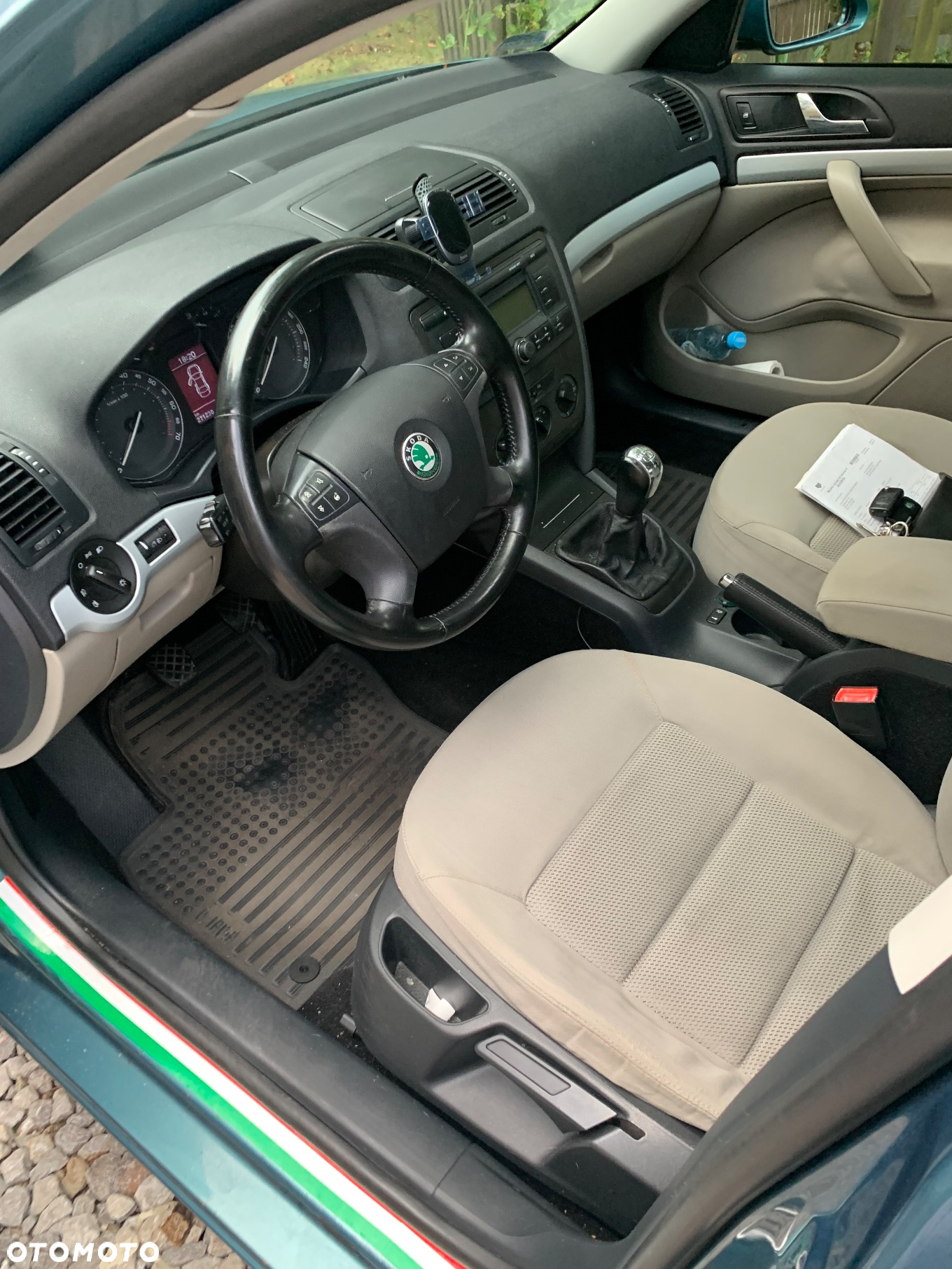 Skoda Octavia 1.6 FSI Ambiente - 15