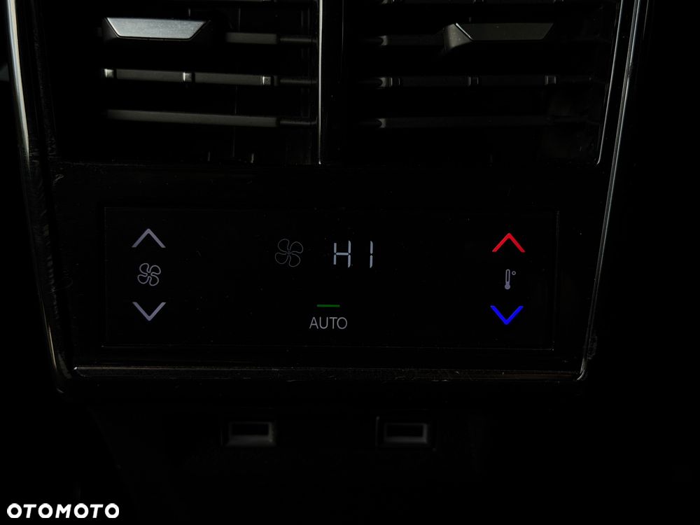 DS Automobiles DS 7 Crossback 2.0 BlueHDi Louvre - 20