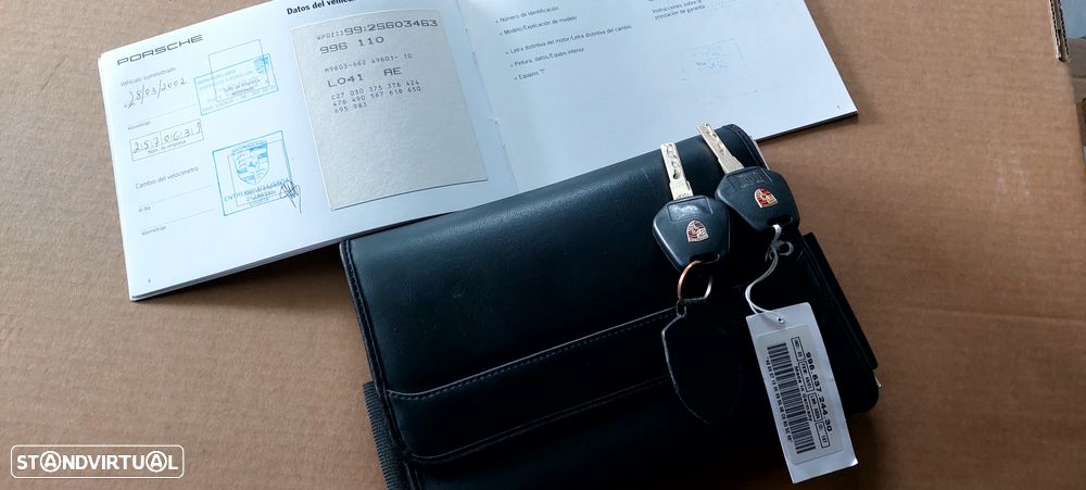 Porsche 911 (996) Carrera - 25