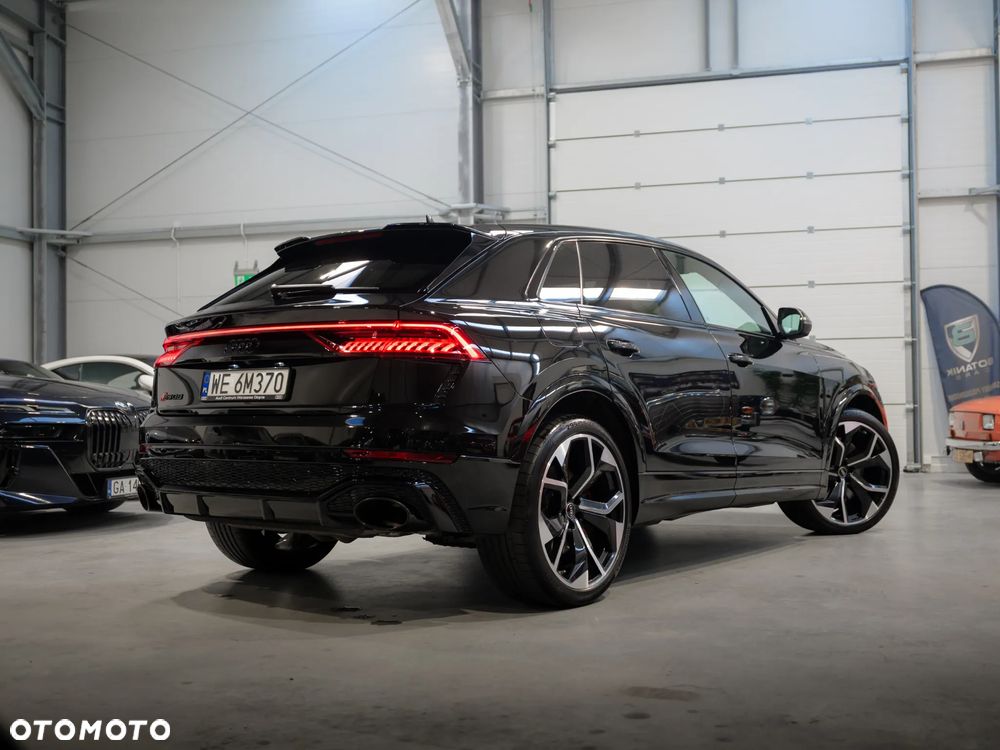Audi RS Q8 - 9