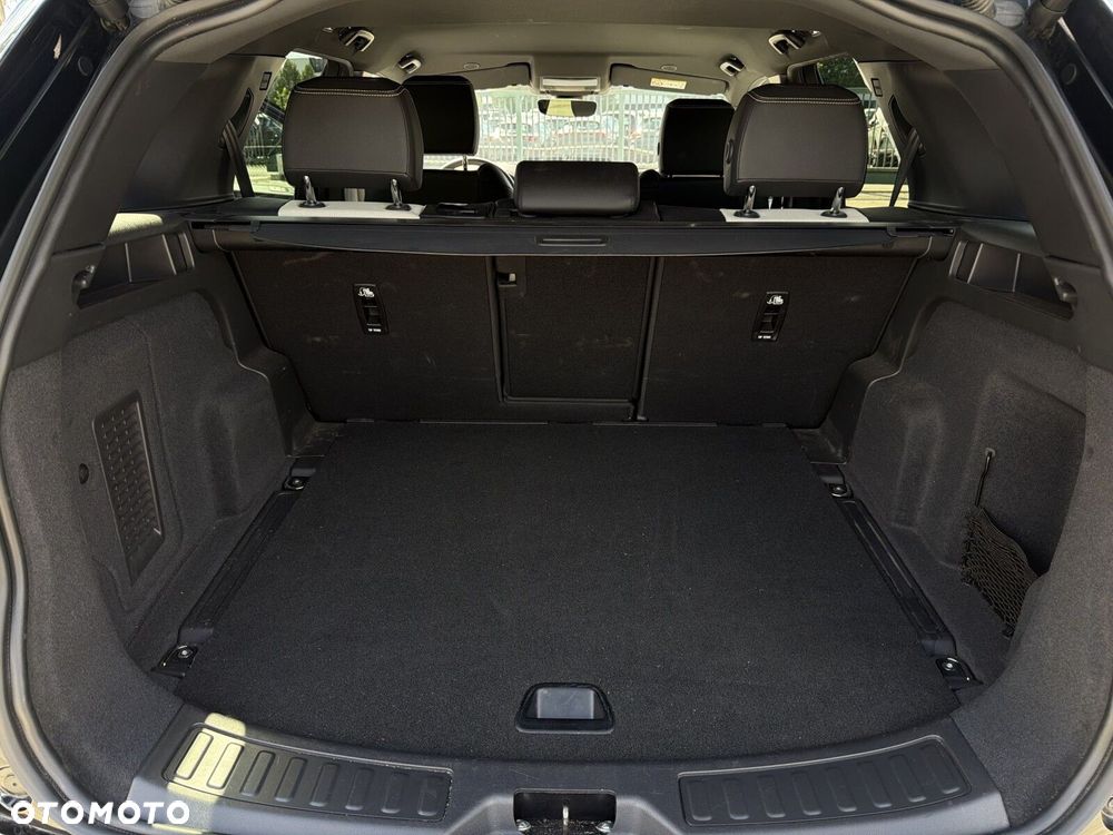 Land Rover Discovery Sport - 19