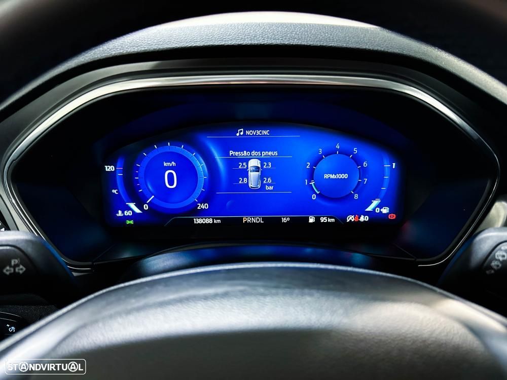 Ford Focus SW 1.0 EcoBoost Hybrid Aut. TITANIUM X - 25