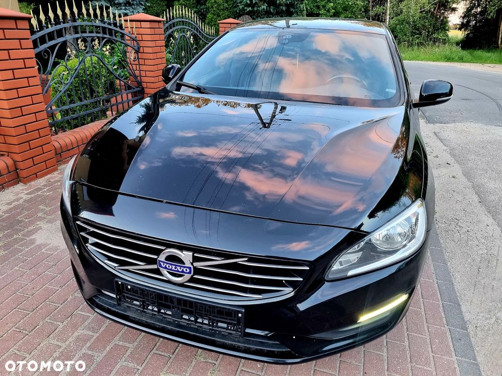 Volvo V60 D2 Drive-E Ocean Race - 9