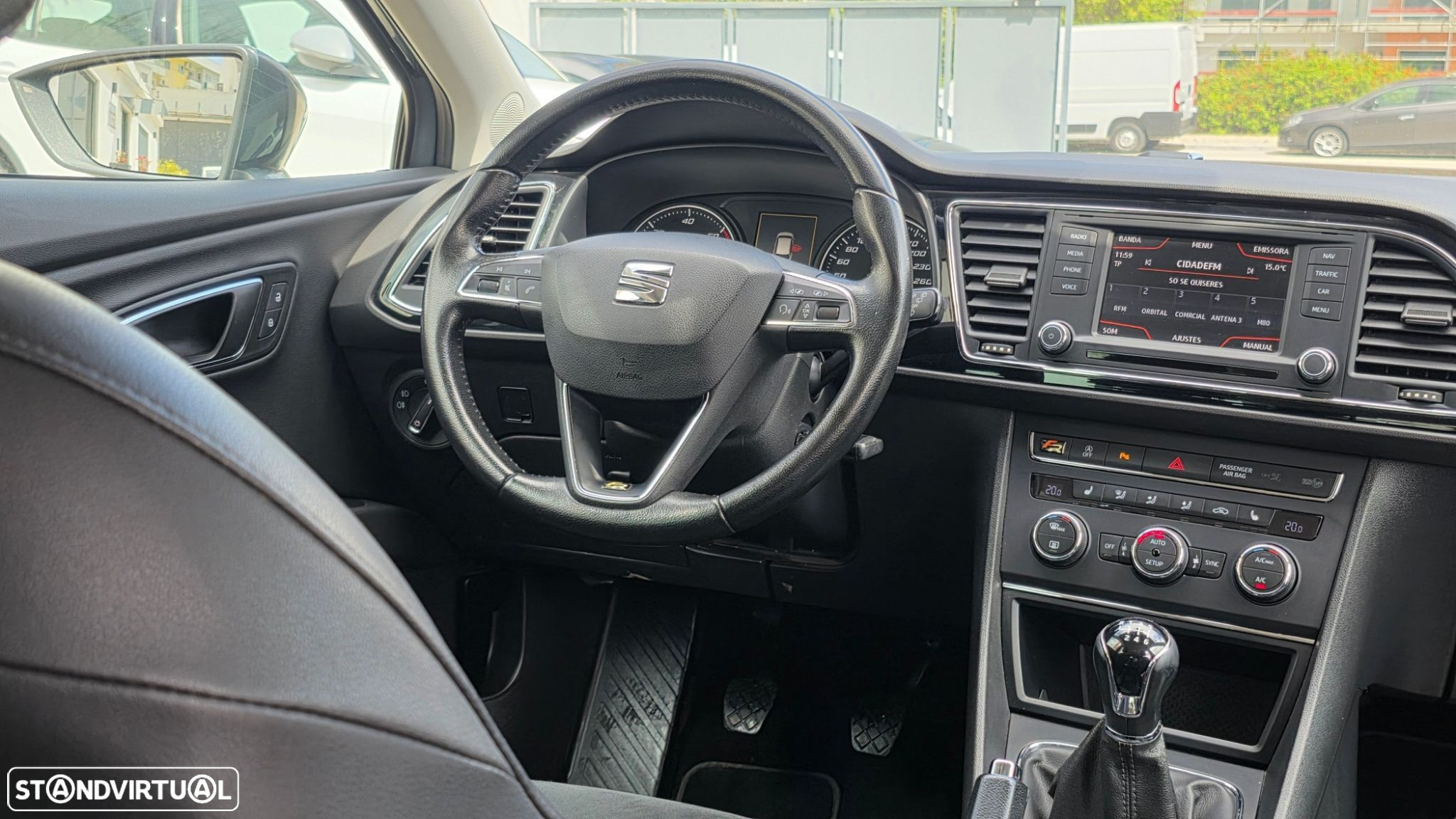 SEAT Leon ST 1.6 TDI Style S/S - 9