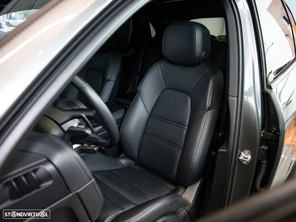 Porsche Cayenne E-Hybrid - 22